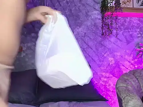 Nikolbrice online show from 02-12-26, 07:02