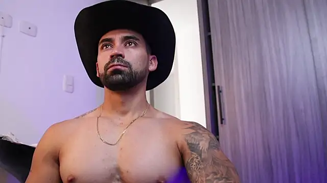 SOY MIKE online show from 12-14-25, 01:49