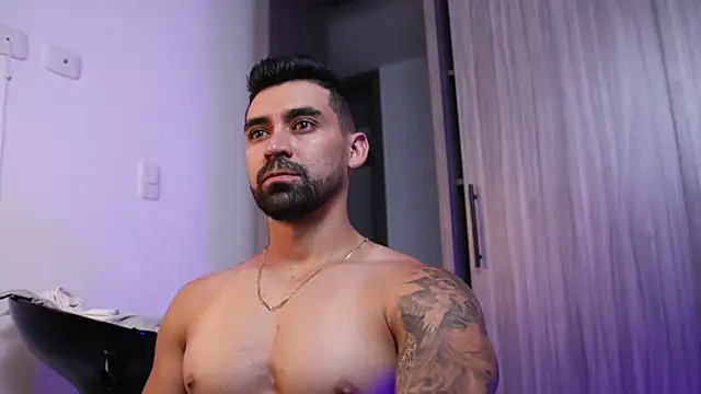 SOY MIKE online show from 12-14-25, 01:45