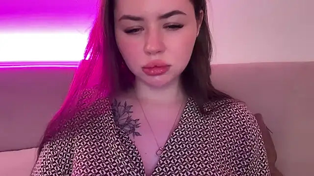 AlmaryKim online show from 03-04-26, 09:00