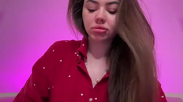 AlmaryKim online show from 12-19-25, 10:45