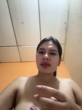 Brianna bunny05 online show from 04-19-26, 04:24