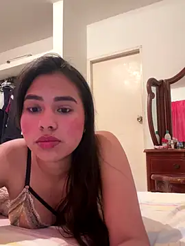 Snapshot of Brianna_bunny05 chatting on 10-03-25, 02:37 Brianna bunny05 online show from 10-03-25, 02:37