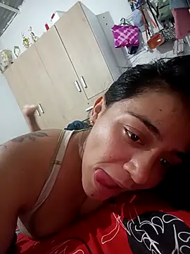 LucyAndBella online show from 12-22-25, 02:39