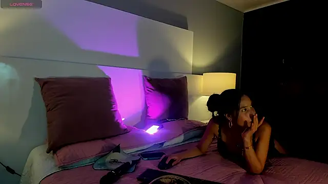 Snapshot of Dylan_Katte chatting on 02-25-26, 10:09 Dylan Katte online show from 02-25-26, 10:09