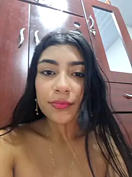 Snapshot of Sweed-virgin-pussy chatting on 06-04-26, 01:32 Sweed-virgin-pussy online show from 06-04-26, 01:32