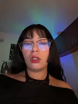 Hinatamoon  online show from 11-06-25, 05:33