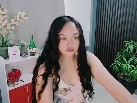 UrFavouriteCravings online show from 02-02-26, 01:48