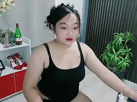 UrFavouriteCravings online show from 12-15-25, 01:11