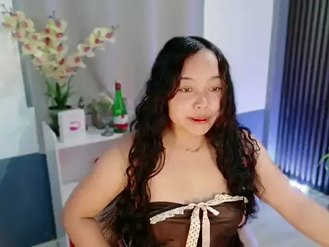 UrFavouriteCravings online show from 12-01-25, 02:01