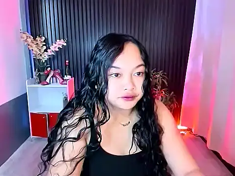 UrFavouriteCravings online show from 11-13-25, 12:25