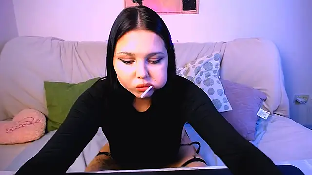 KittyKrissy  online show from 10-16-25, 08:11