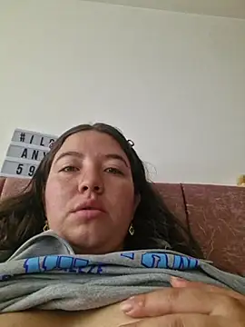 annyaparis online show from 12-05-25, 12:37