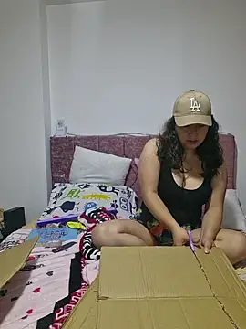 annyaparis online show from 01-15-26, 12:47