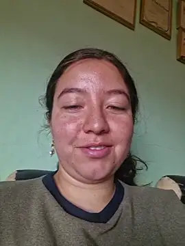 annyaparis online show from 11-29-25, 05:02