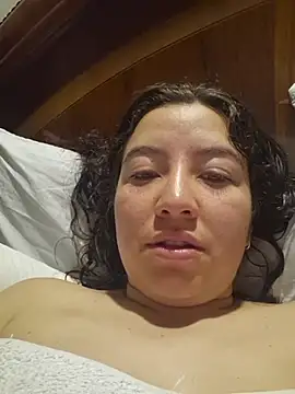 annyaparis online show from 11-16-25, 07:24