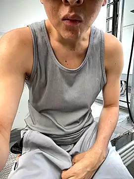 LiamMyst online show from 12-18-25, 02:21