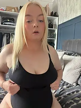 lusciouslylou online show from 06-02-26, 09:42