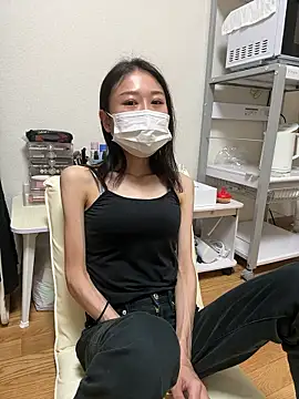 Snapshot of mia2_jp chatting on 10-12-25, 09:54 mia2 jp online show from 10-12-25, 09:54