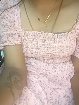 Snapshot of tamil_thaara03 chatting on 02-14-26, 07:25 tamil thaara03 online show from 02-14-26, 07:25