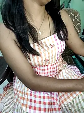 Snapshot of tamil_thaara03 chatting on 03-01-26, 05:24 tamil thaara03 online show from 03-01-26, 05:24