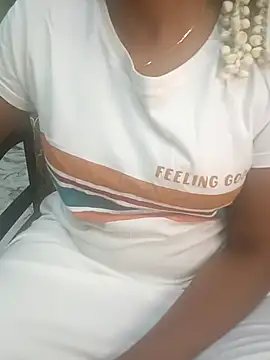 Snapshot of tamil_thaara03 chatting on 02-02-26, 05:23 tamil thaara03 online show from 02-02-26, 05:23