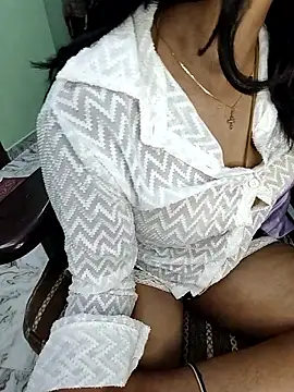 Snapshot of tamil_thaara03 chatting on 02-22-26, 09:38 tamil thaara03 online show from 02-22-26, 09:38