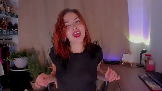 AmaruBloom online show from 11-26-25, 02:22