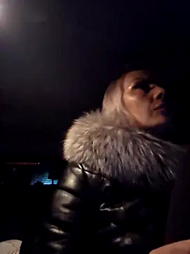 KirraWhite online show from 12-19-25, 04:38