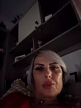 KirraWhite online show from 10-21-25, 06:07