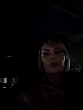 KirraWhite online show from 11-29-25, 05:13