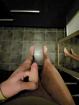 rezzzze online show from 01-09-26, 04:52