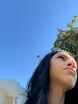 ilariea girl online show from 10-04-25, 02:18