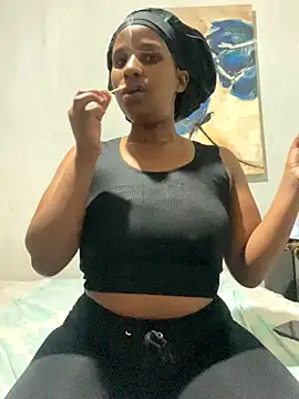 MissBubbles04 online show from 11-02-25, 07:08