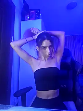 YuriXo online show from 11-20-25, 04:57