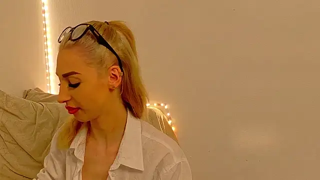 Sia a online show from 12-02-25, 06:15