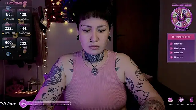 Senorita  Dakota online show from 11-11-25, 08:31