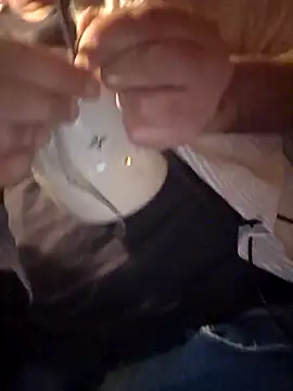 DeeBestEver online show from 11-25-25, 08:14