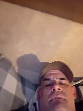 DeeBestEver online show from 05-01-26, 04:12