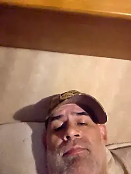 DeeBestEver online show from 04-22-26, 03:13