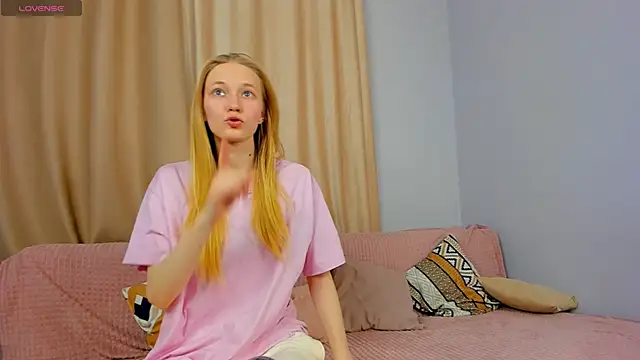 LoversFire online show from 11-11-25, 03:18