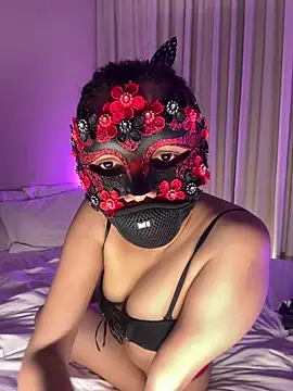 Stefani360 online show from 12-21-25, 05:03