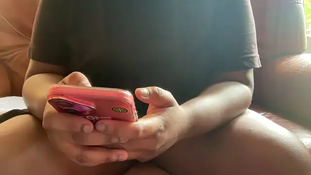 nanaisbackk online show from 12-01-25, 08:26