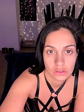 LaPetiteKim online show from 01-08-26, 08:59