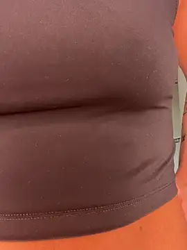 LaPetiteKim online show from 04-16-26, 08:15