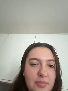 Victoria6989 online show from 12-18-25, 10:52