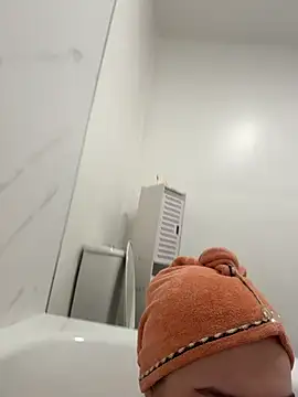 Victoria6989 online show from 02-22-26, 08:10