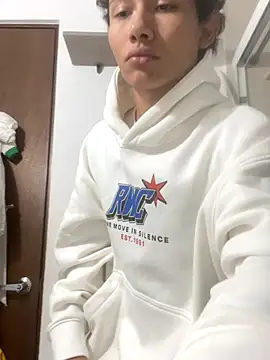 Davomg online show from 01-09-26, 01:45