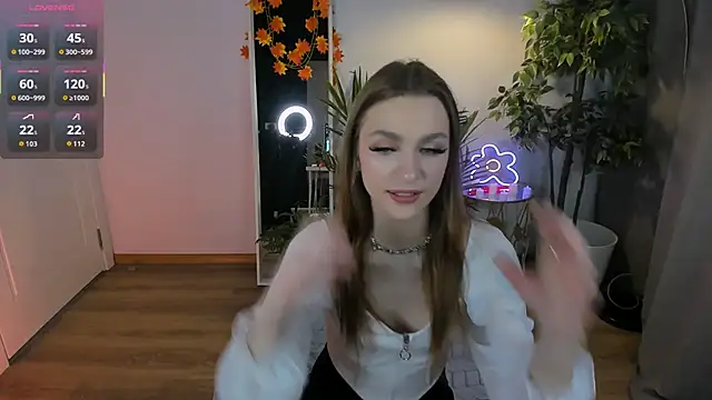 PollyMayer online show from 10-24-25, 08:41