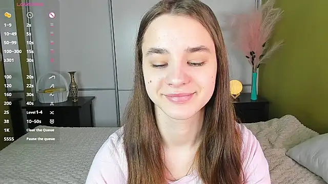 JinnyMcie online show from 03-31-26, 10:06